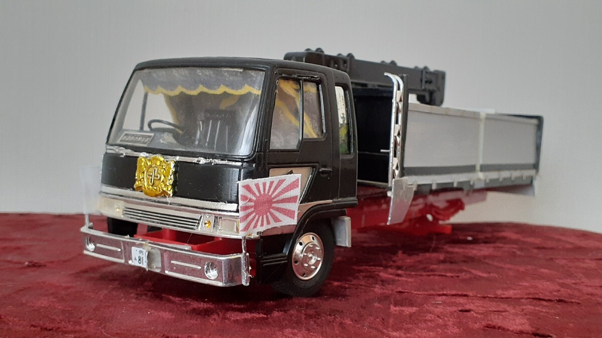 Yahoo!オークション - デコトラ プラモデル ユニック レンジャー ジャ