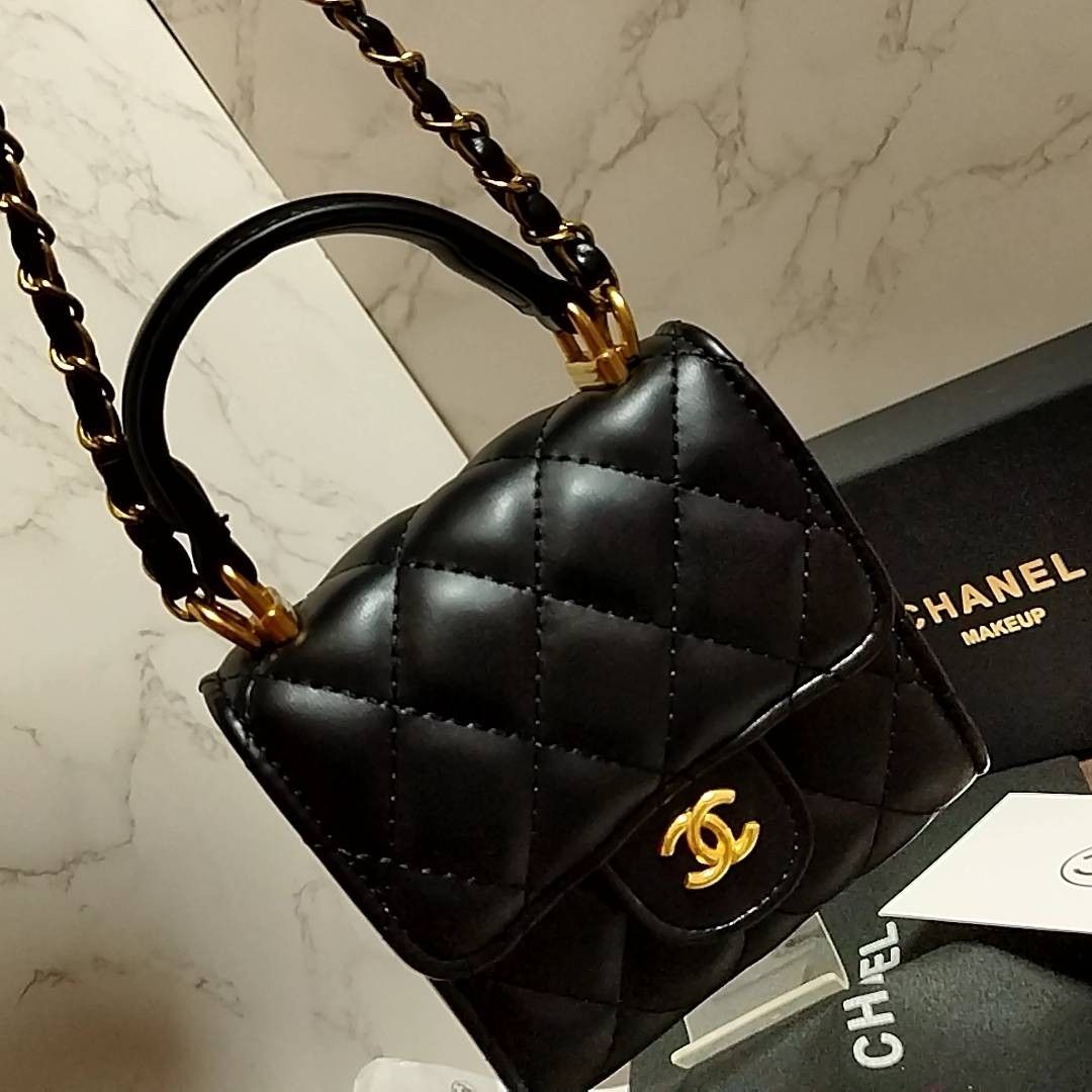 シャネル ノベルティ VIP ギフト チェーン ショルダーバッグ ミニ