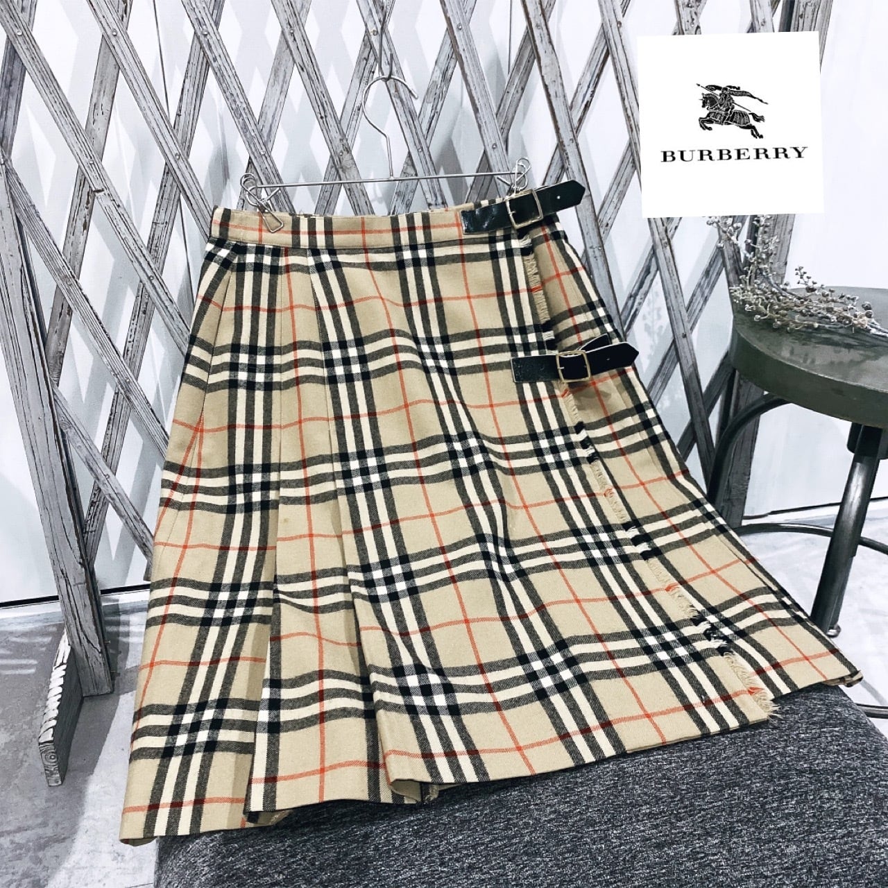 BURBERRYS バーバリー　ノバチェック　プリーツスカート　総柄　13号 Burberrys > バーバリー日本製ノバチェックラッププリーツスカート