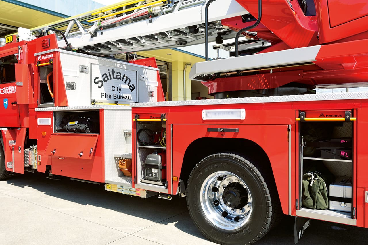 30m級はしご付消防自動車さいたま市消防局 | 消防・レスキューの専門