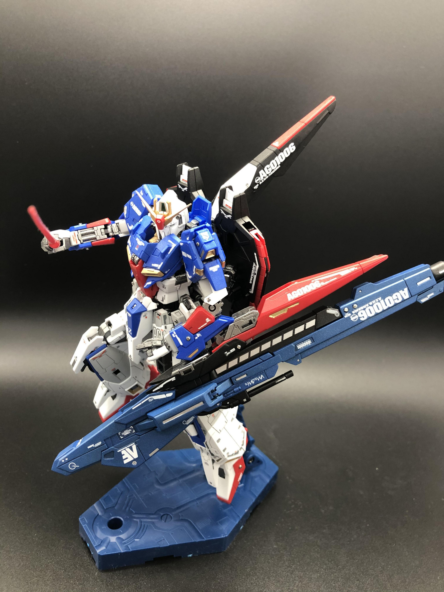 Zガンダム＋ハイパー・メガ・ランチャー｜PIXYさんのガンプラ作品