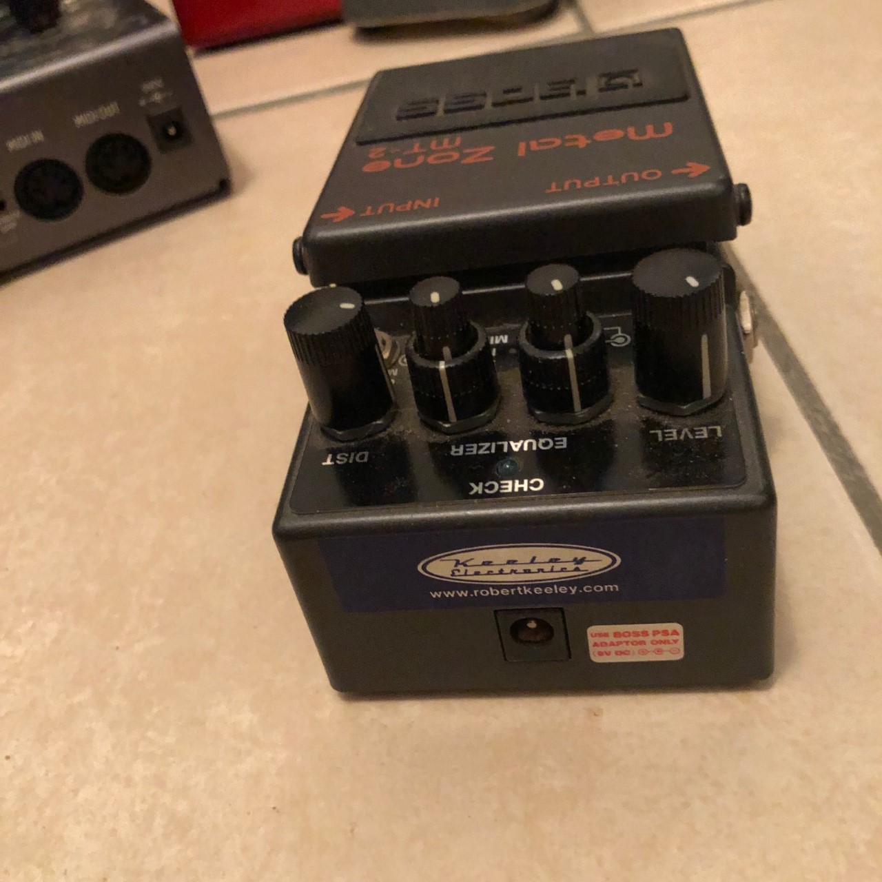 Keeley BOSS MT-2 Mod Twilight Zone
