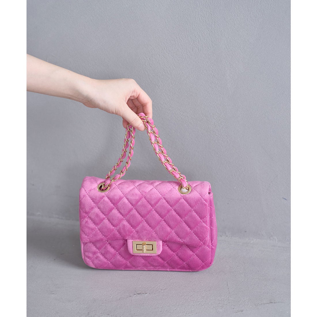 ビス VIS 【2WAY】フェイクレザー＆ベロアキルティングショルダー