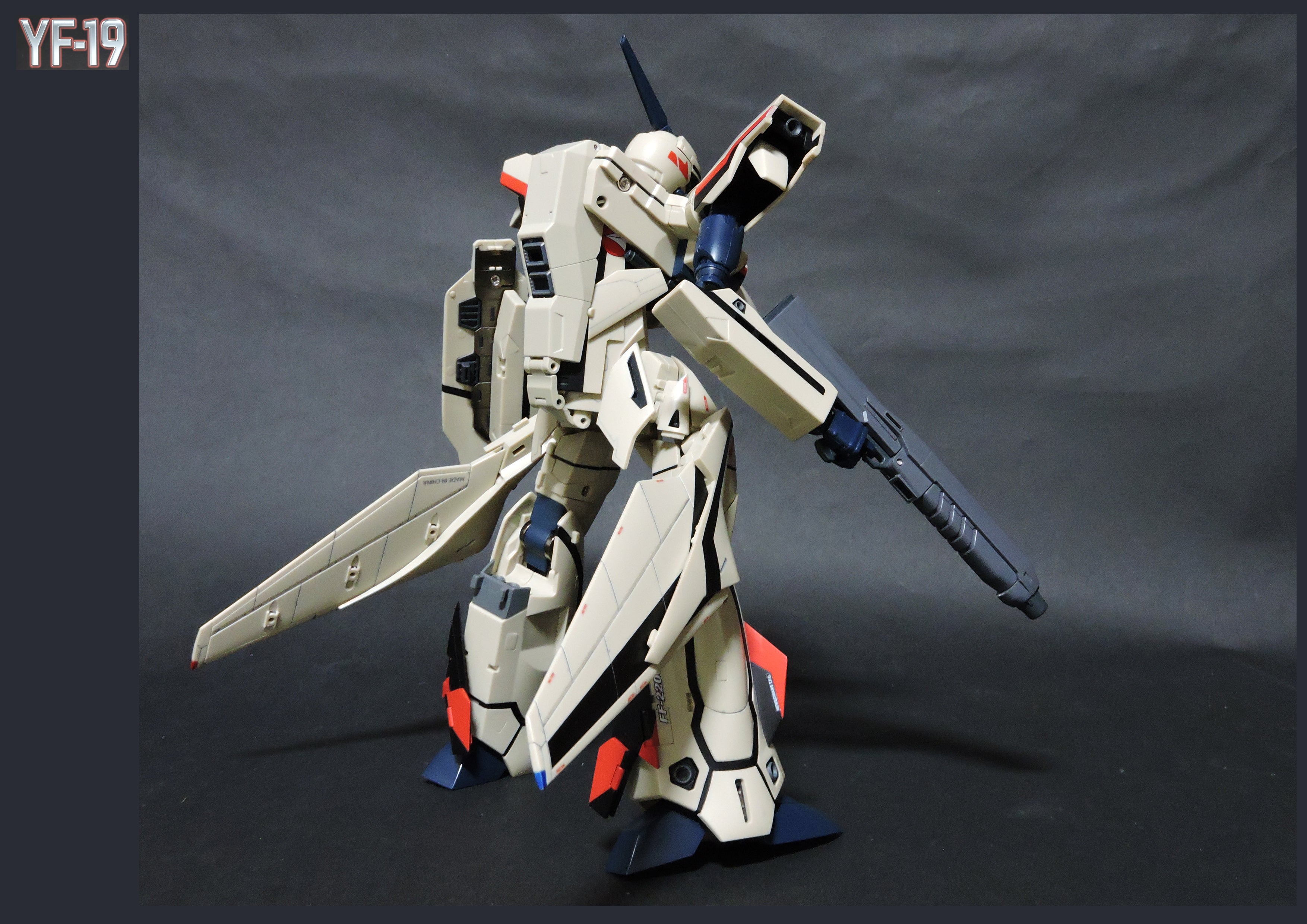 アルカディア1/60 完全変形YF-19 with ファストパック その5