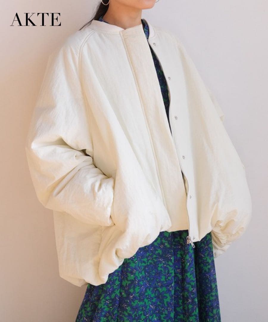【美品✨️】AKTE パディングバルーンブルゾン ホワイト　かぐれ 最終値下げ