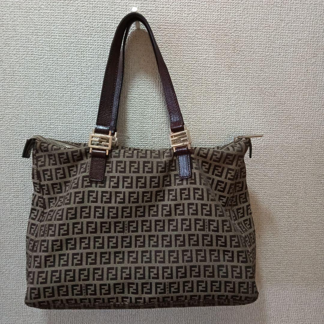 Fendi ロゴプリント ハンドバッグ　値下げしました 楽天市場】フェンディ FENDI ロゴ ハンドバッグ フェンディ