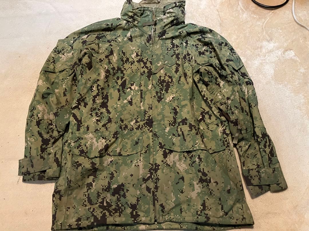 米軍　実物　AOR2 TypeIII ゴアテックスパーカー M/R ジャケット