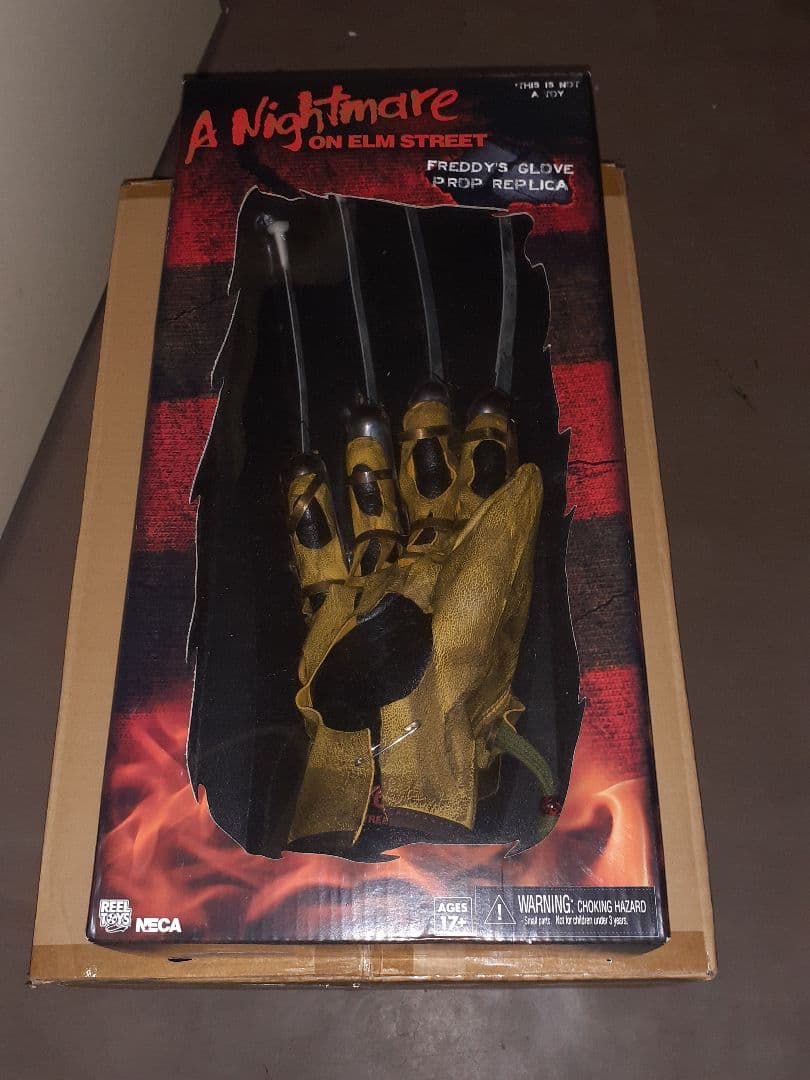 ネカ　エルム街の悪夢　フレディ　グローブ　プロップレプリカ　未開封　1/1 NECA ネカ エルム街の悪夢 フレディ グローブ レプリカ 開封箱なし