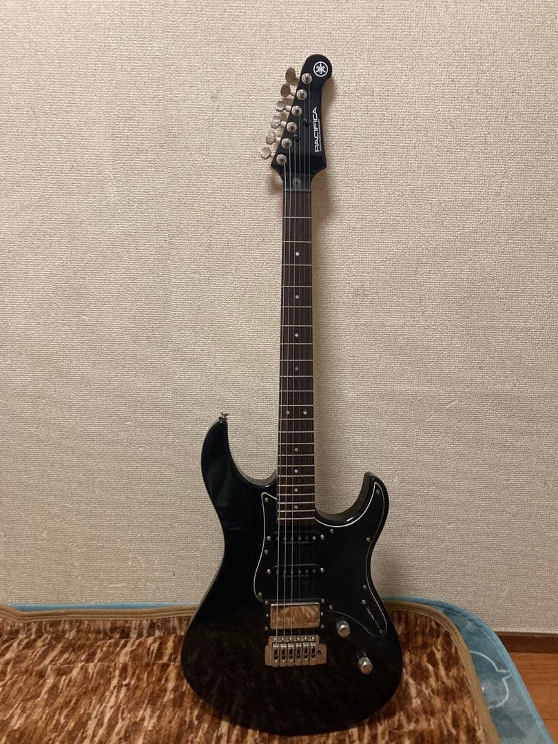 YAMAHA PACIFICA PAC612VIIFM ヤマハ　パシフィカ612