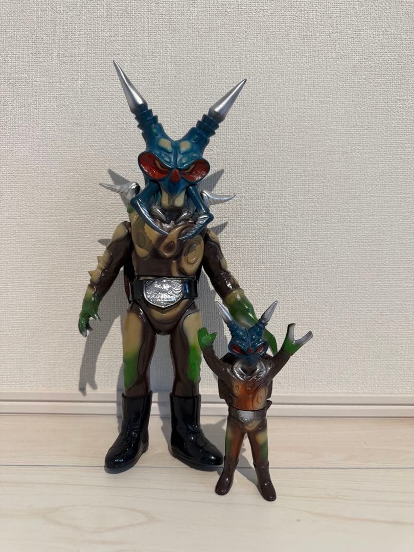 メディコムトイ 東映レトロソフビ 仮面ライダー カミキリキッド