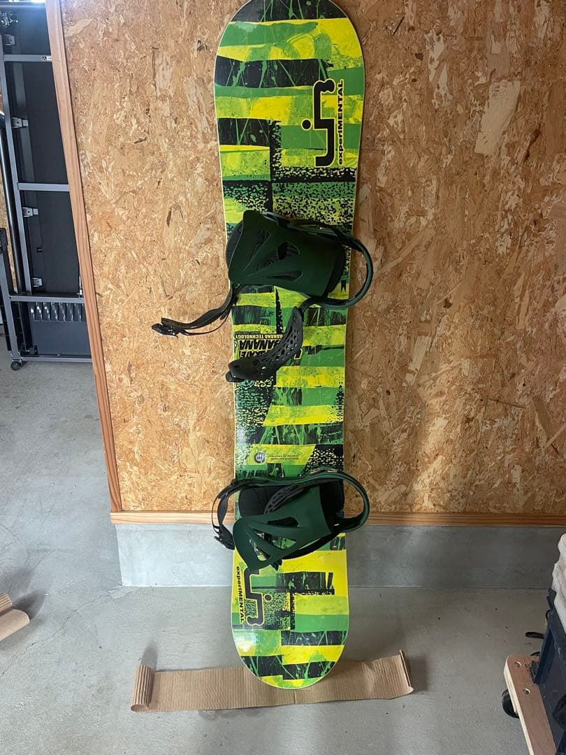 SKATE BANANA(149)とFLUX DSL(Mサイズ)のセット SKATE BANANA(149)とFLUX DSL(Mサイズ)のセット 低 価格スポーツ