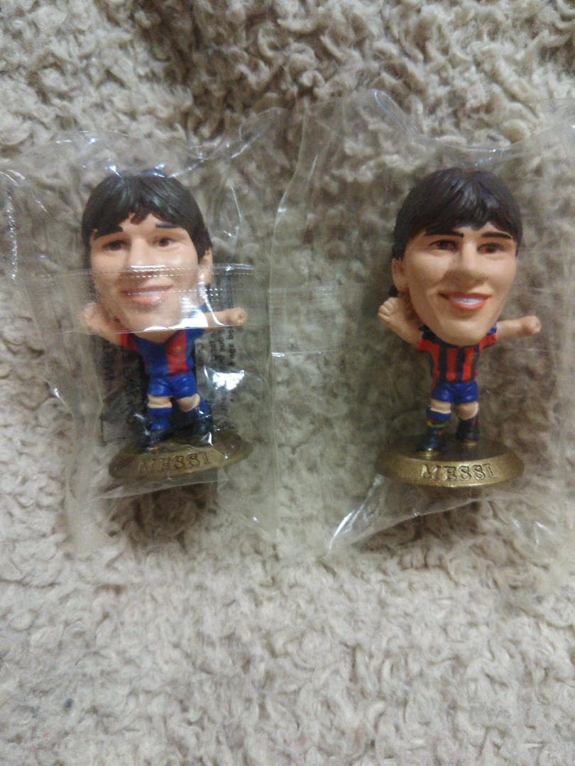 リオネル・メッシ バルセロナ金台座