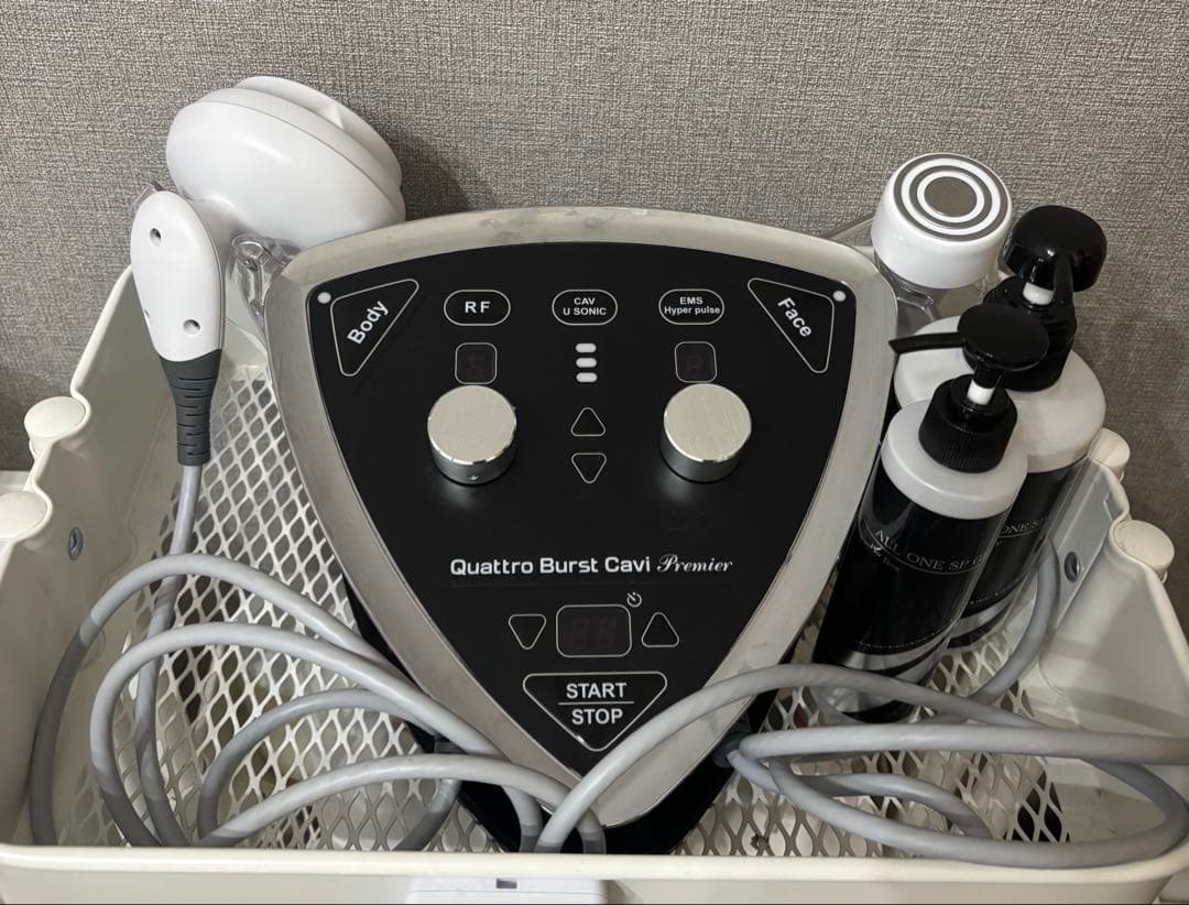 【kyhm】クワトロバーストキャビプレミア　美顔器　キャビテーション Quattro Burst Cavi Premier(クワトロバーストキャビプレミア