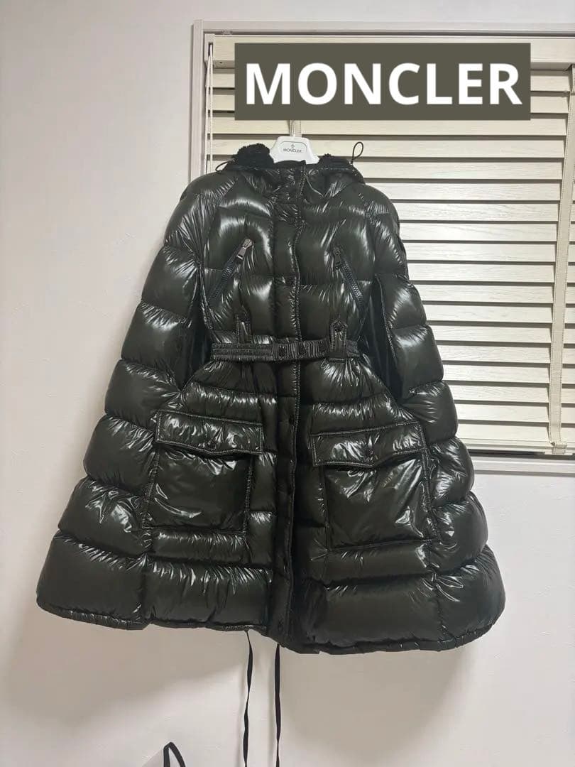 モンクレール　ダウンポンチョ　美品 天白】モンクレール ダウン ポンチョ ジャケット A20934638149 サイズ