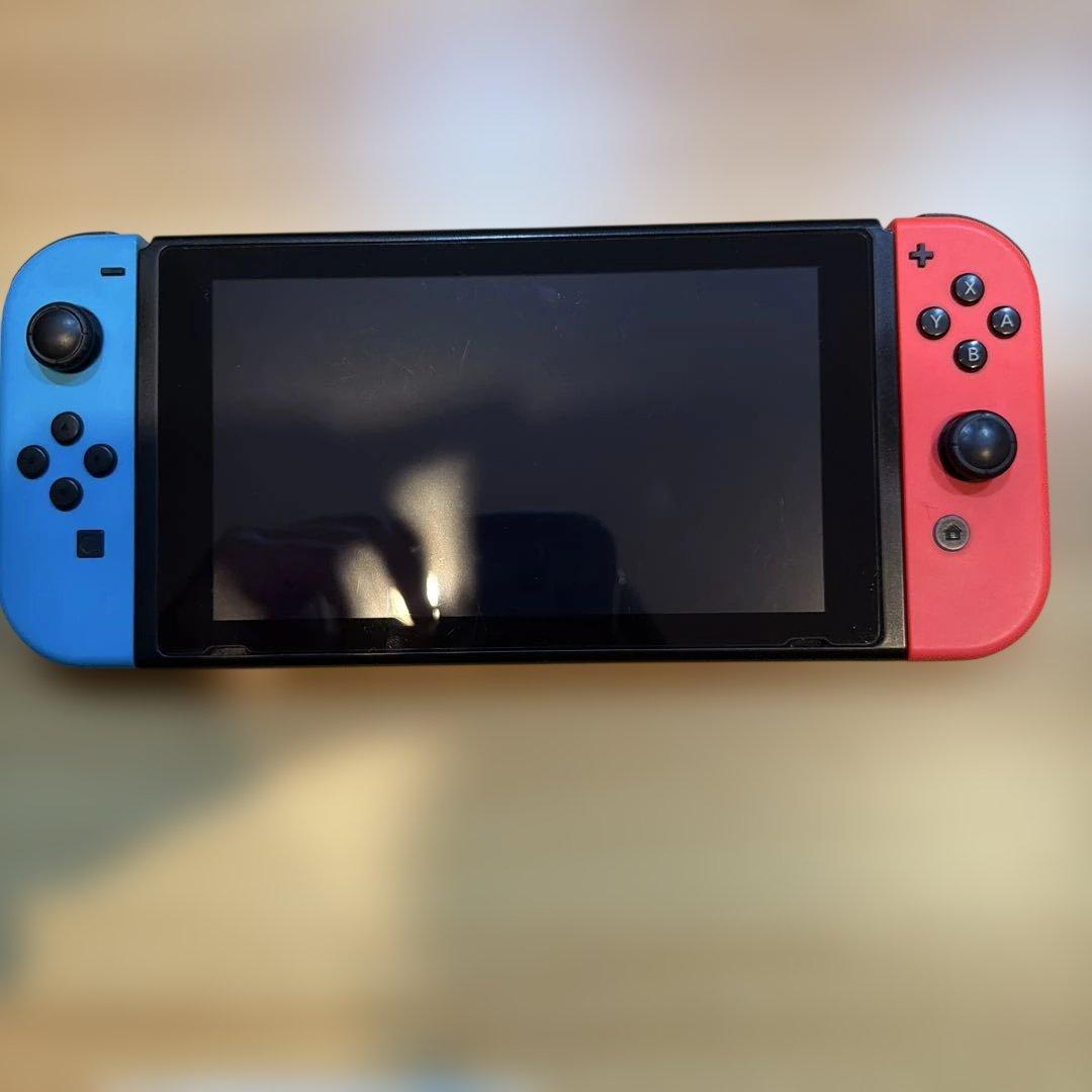 Nintendo Switch 本体 青と赤