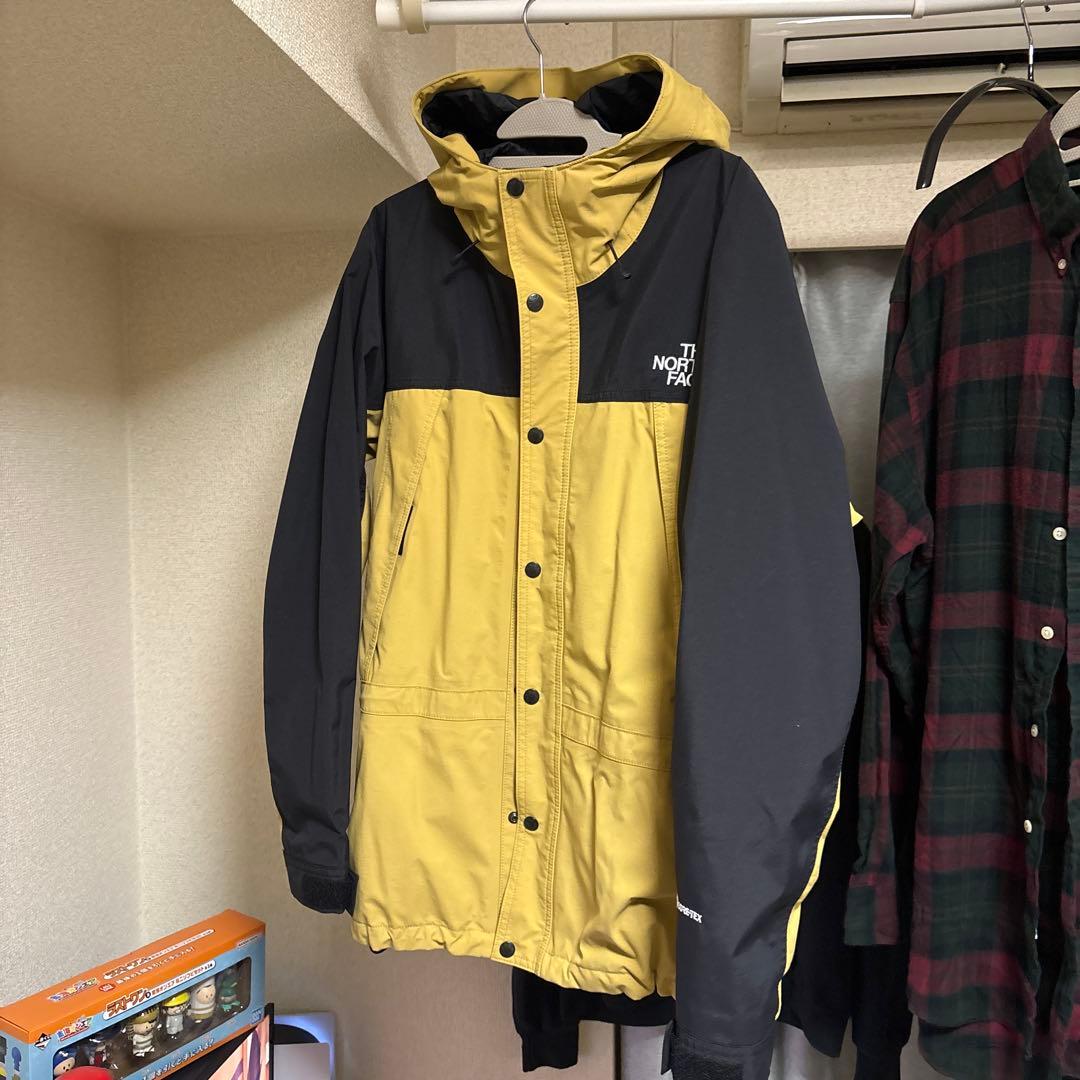 THE NORTH FACE マウンテンライトジャケット イエロー/ブラック