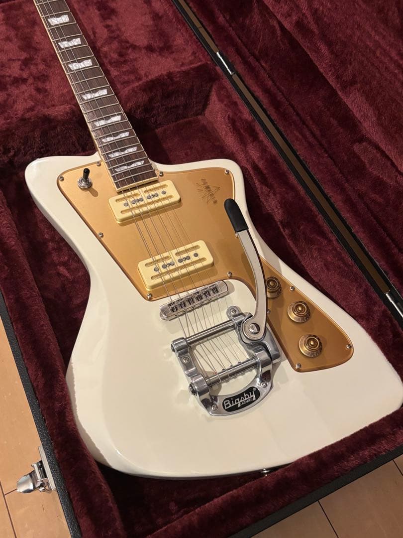 ギター Baum Guitars Wingman with Tremolo