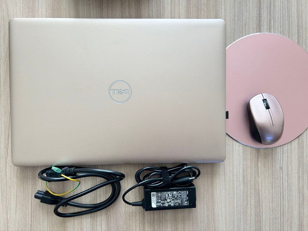 DELL ノートパソコン Inspiron 5570 i3 ローズゴールド★ DELL デル ノートパソコン Inspiron 5570 Core i5-8250U 15.6インチ