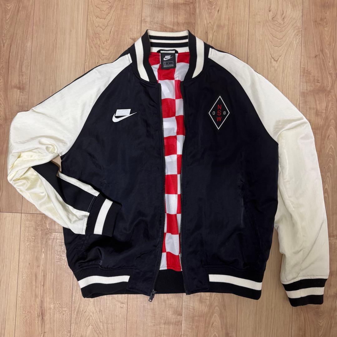 《希少》NIKE ナイキ スカジャン ブルゾン 刺繍ロゴ NSW ブラック　Ｌ