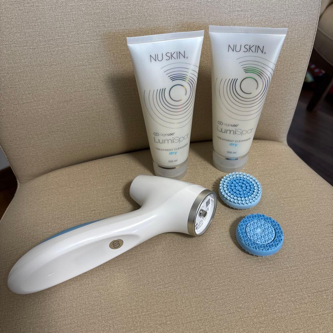 Nuskin ageLOCルミスパ　セット　USB充電器付属