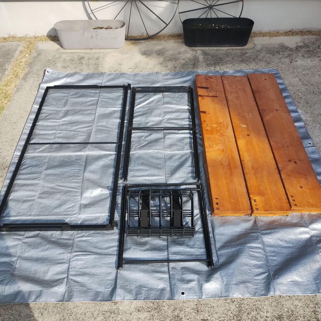 カングー2用 トランク棚板 棚板用スチール枠 キャンプラック セット カングー2用 荷台フラット化キット アカシア材ニス仕上げ 木材・板