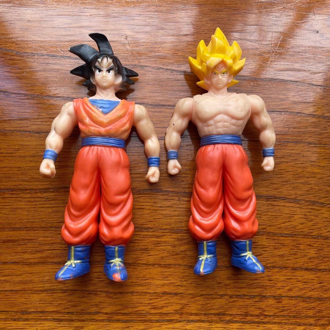 ドラゴンボールZ 韓国製 孫悟空 ソフビフィギュア 2体セット - メルカリ