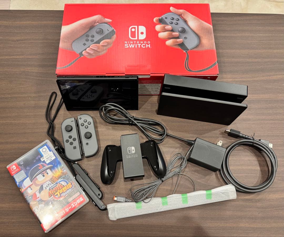 A 【美品・完品】Switch 本体 グレー 新型 バッテリー強化版