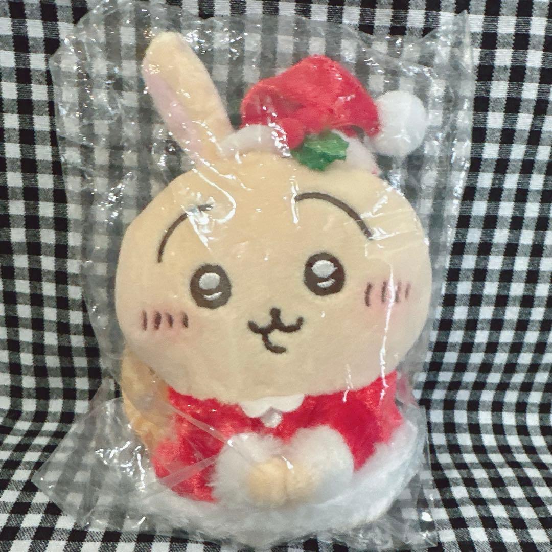 ちいかわ　サンタさんだ！持ちますマスコット　うさぎ