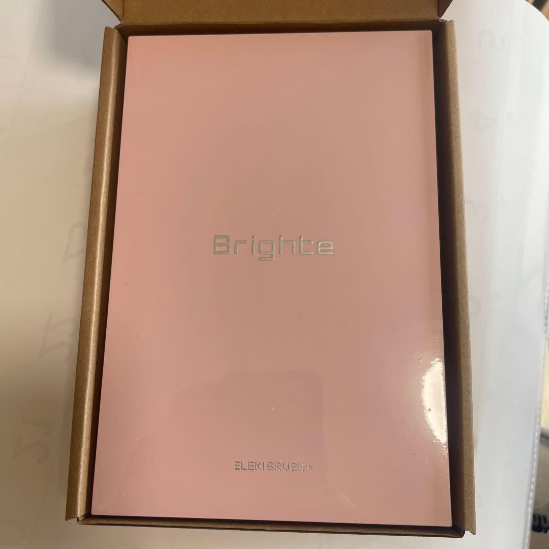 Brighte ELEKIBRUSHiピンク➕（ヘアスカルプブラシのおまけ付き）