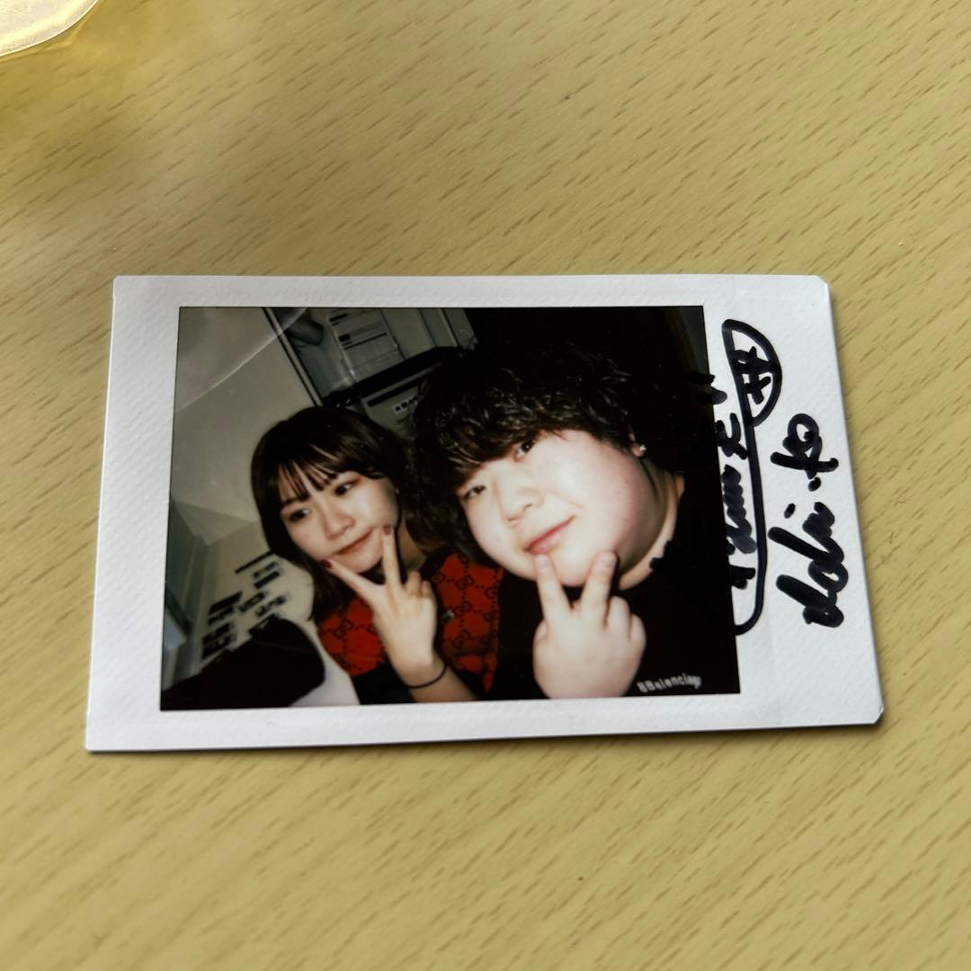 夜のひと笑い 直筆サイン入りチェキ - メルカリ