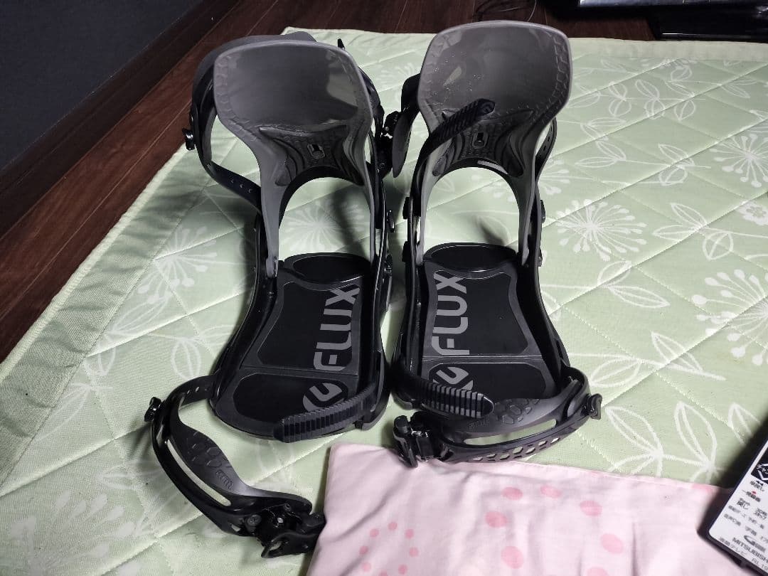 FLUX スノーボードビンディング ブラック CV スノーボードバインディング ｜ CV | FLUX ONLINE STORE