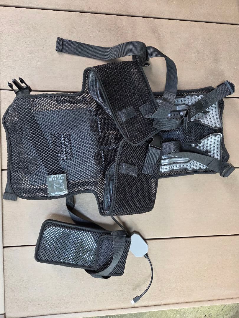 ChillerX ペルチェ式冷却ウェア