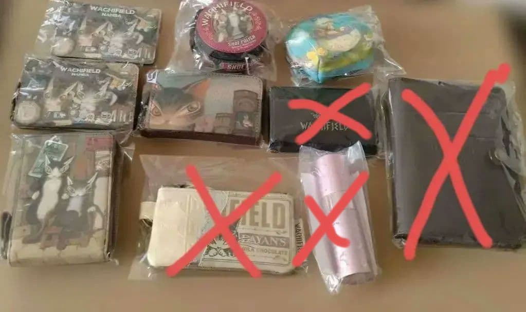 わちふぃーるど　ダヤン　雑貨まとめ売り わちふぃーるど（WachiField） ダヤン 財布 二つ折り にゃんキュー 折